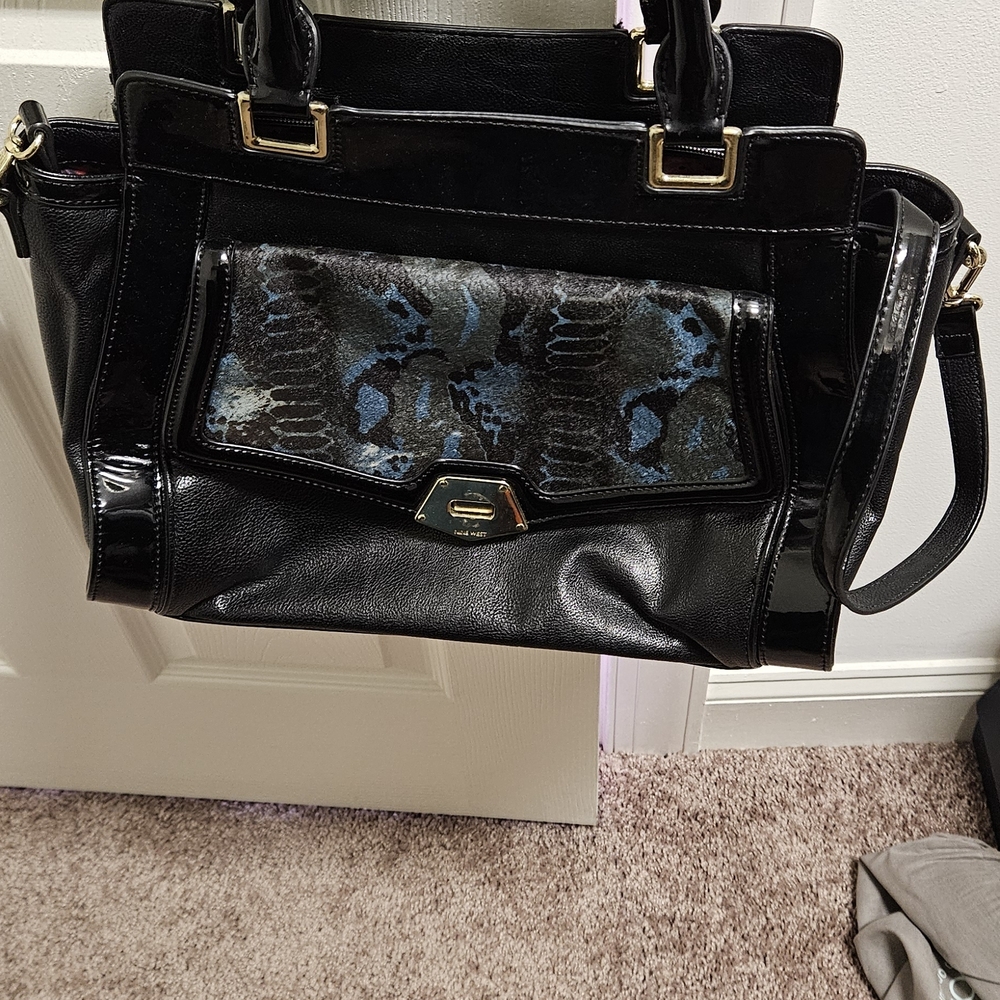 Chic Black and Blue Shoulder Bag